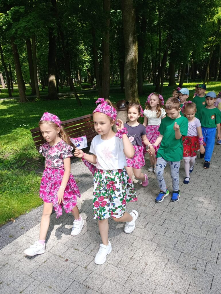 Festiwal Kwiatów grupa ''Tygryski''