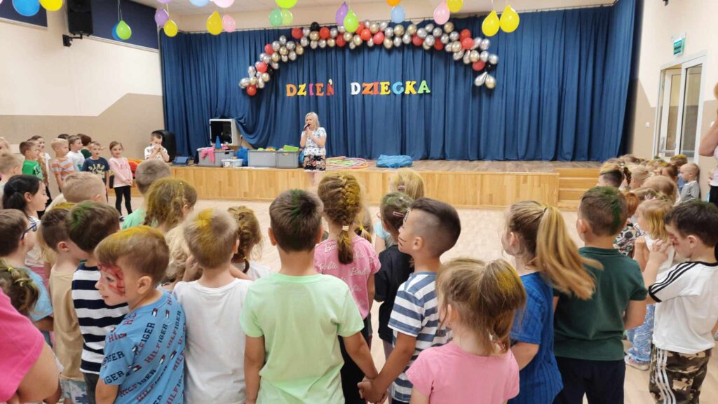 Dzień Dziecka grupa ''Biedronki''