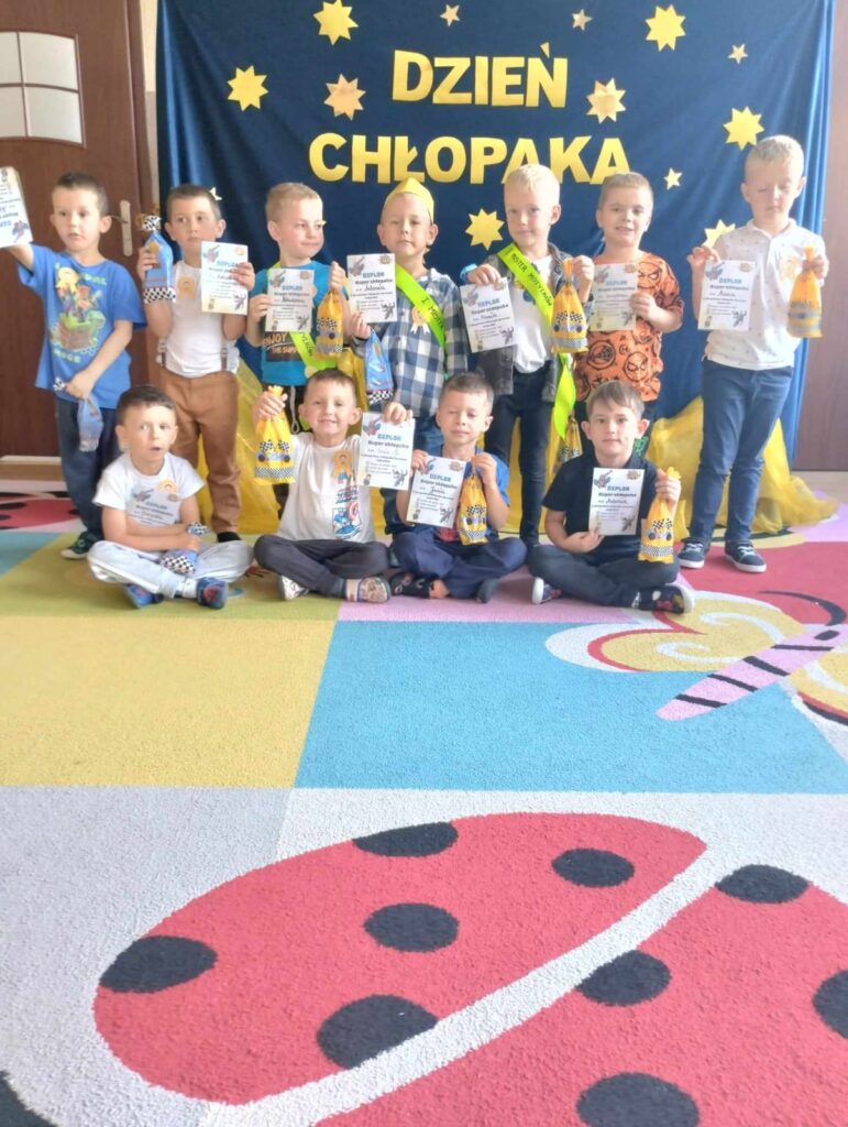 Dzień Chłopaka grupa ''Motylki''