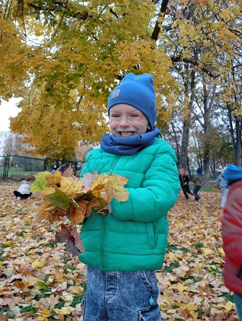 Jesienne zabawy grupa ''Motylki''