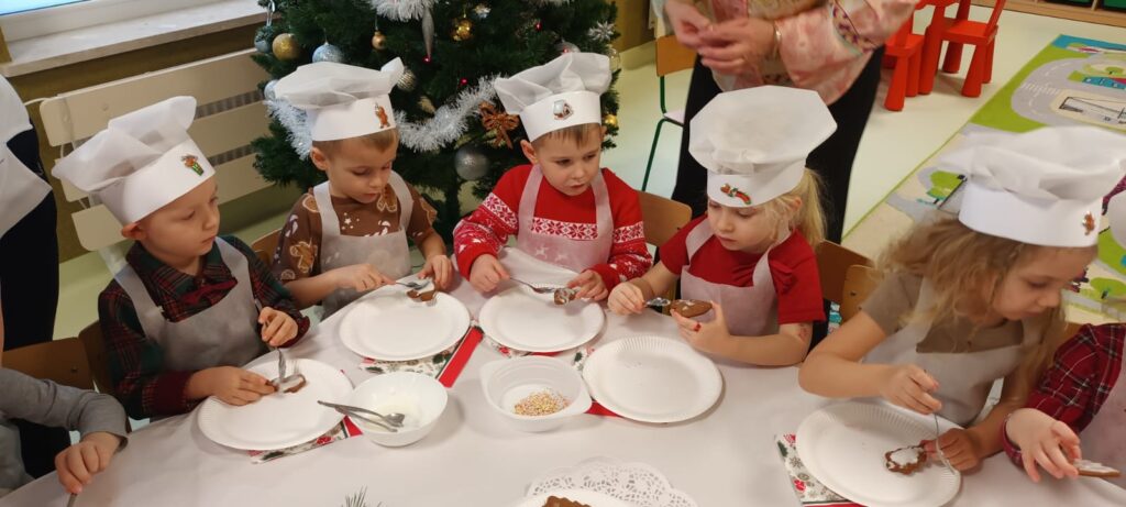 ''Papużki'' dekorują pierniczki 