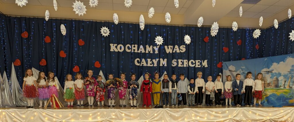 KOCHAMY WAS CAŁYM SERCEM